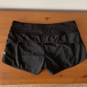lululemon speed ups 2.5” inseam
